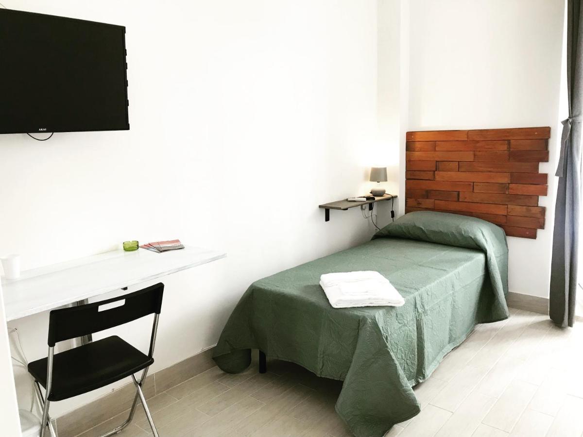 Dea Flora Home B&B Roma Ngoại thất bức ảnh